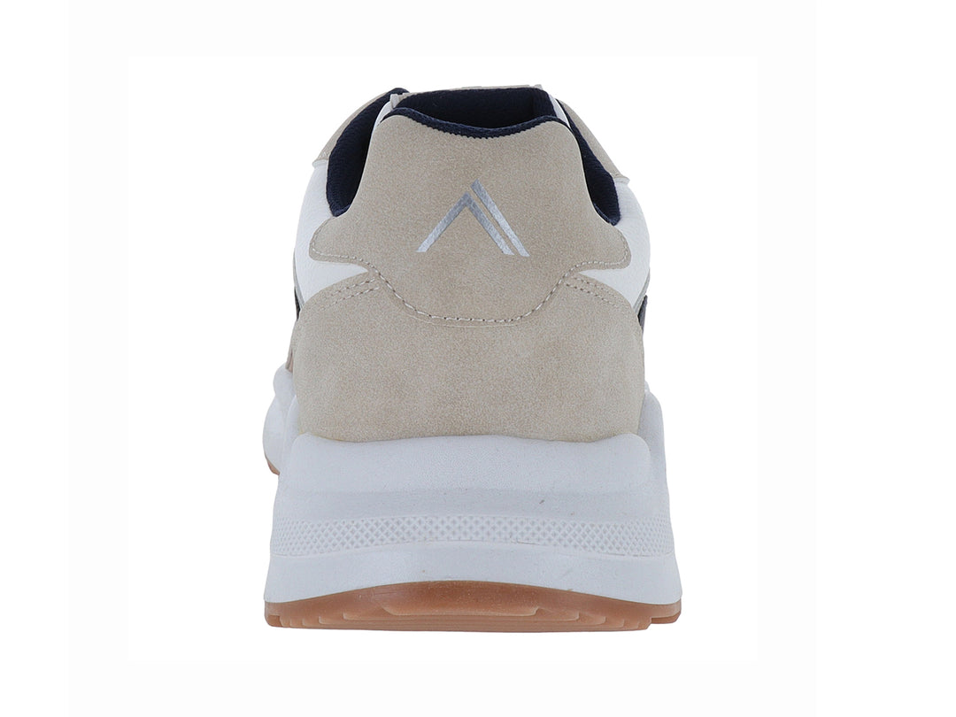 Tenis casuales Clasben color blanco y beige con detalles en azul marino y suela marrón.