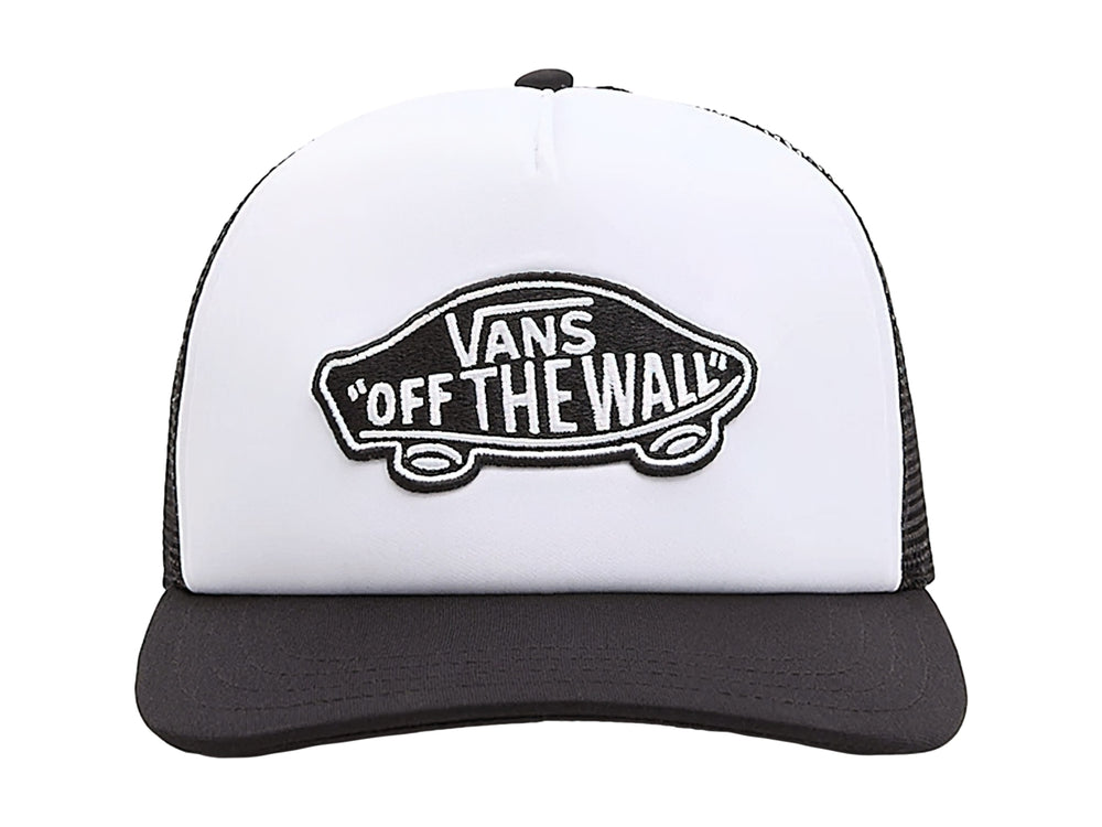 Gorra trucker VANS con frente blanco, visera y malla negra, y parche central 'Off The Wall'.