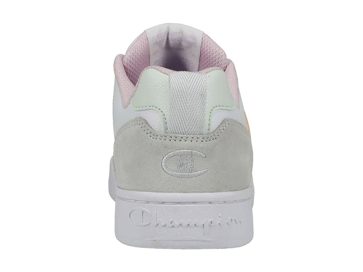 Tenis Champion blancos con detalles en gris y tonos pastel, diseño de corte bajo.