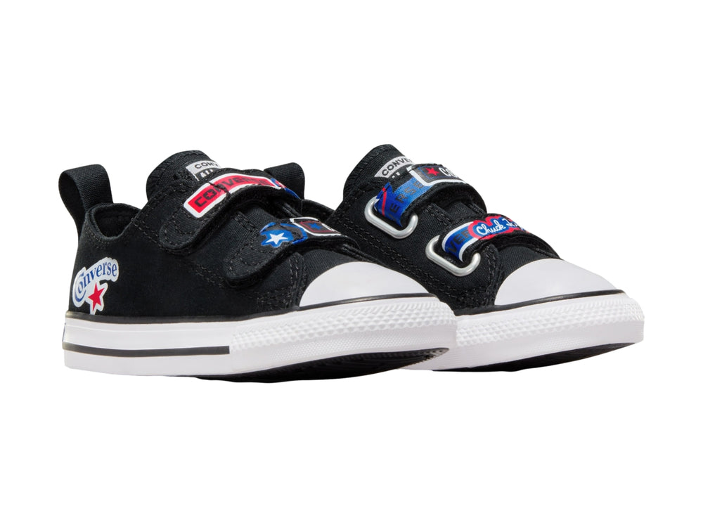 Tenis Converse negros con suela blanca y cierres de velcro para Niño.