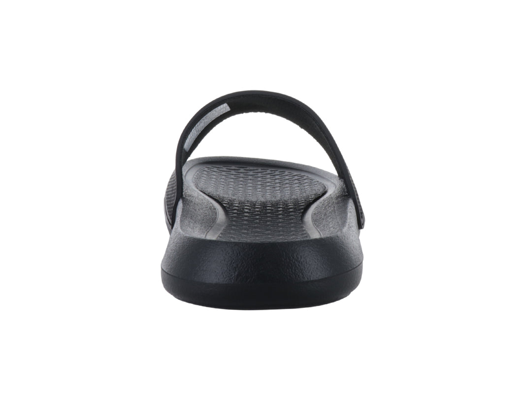 Sandalia Nautica Siren 19 color negro con banda superior texturizada y suela ergonómica.