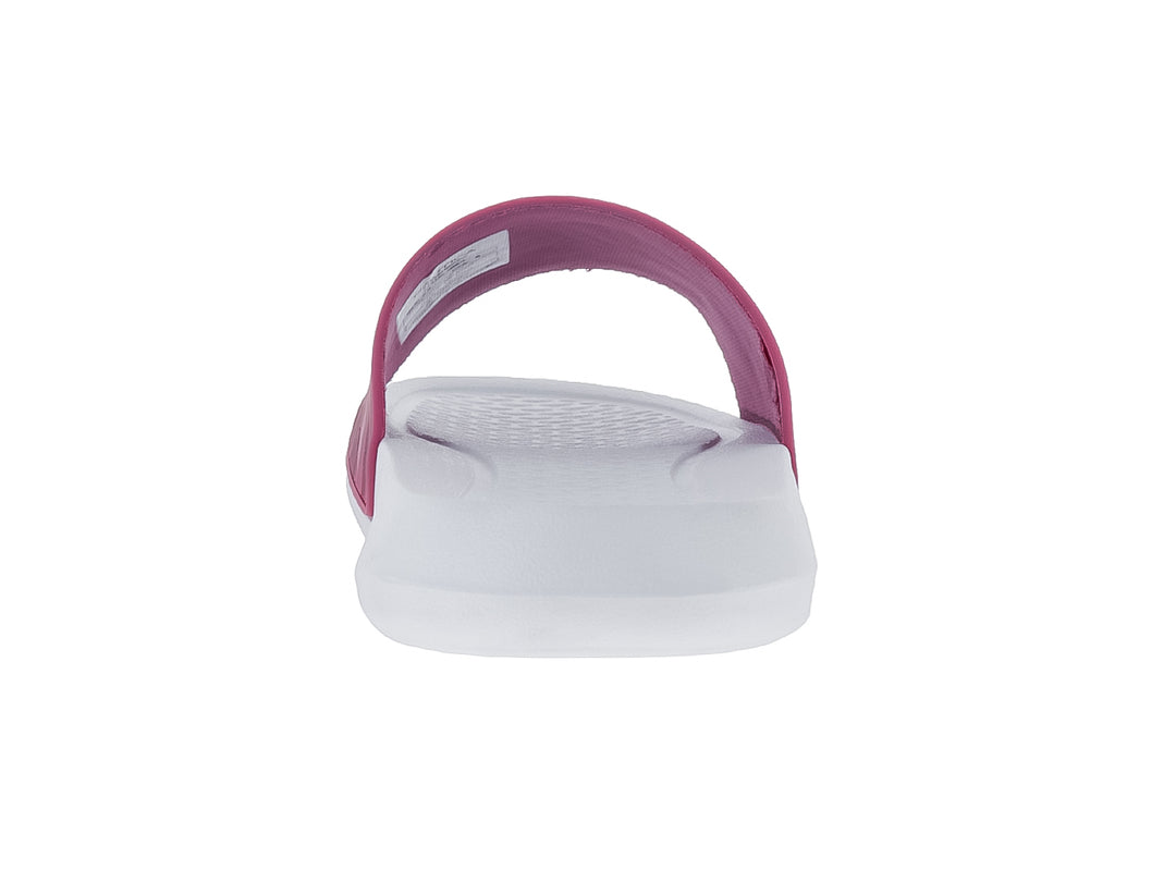 Sandalia Nautica Siren 20 para niña en color rosa con estampado de camuflaje y suela blanca.