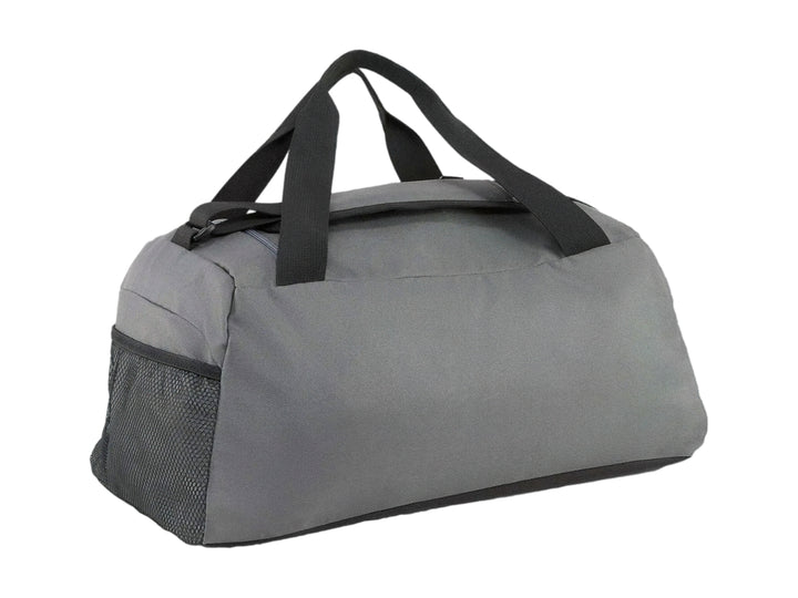 Bolsa de deporte PUMA color gris con base y asas negras y detalles en amarillo lima.