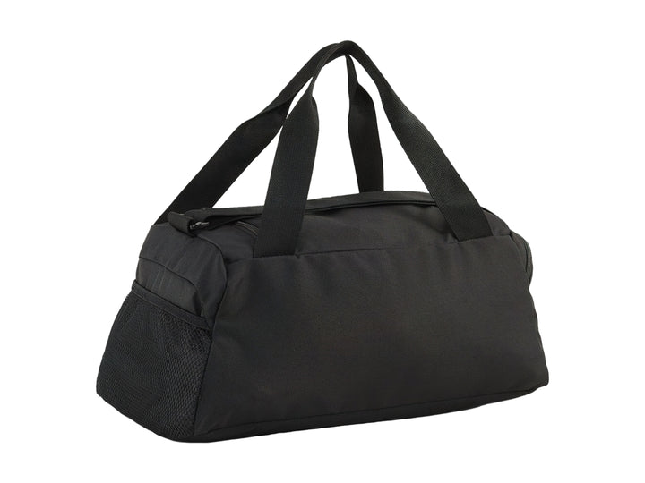 Bolsa deportiva PUMA Fundamentals XS en color negro con logotipo blanco y asas superiores.