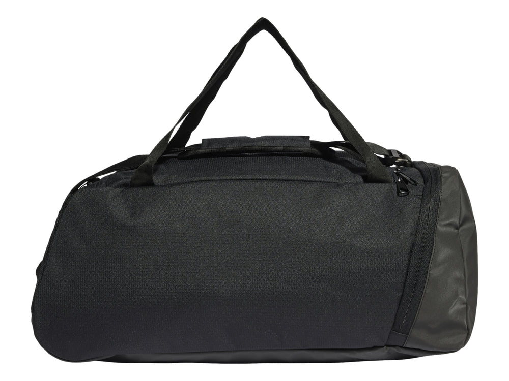 Maleta deportiva Adidas Duffle S en color negro con logotipo y rayas blancas en el frente.