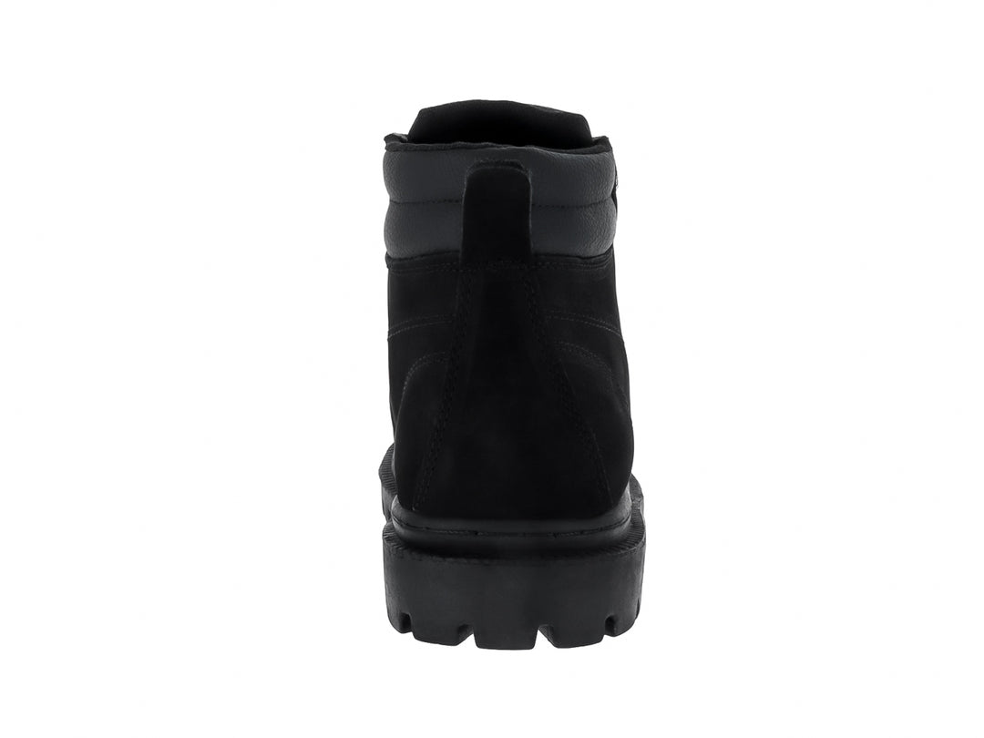 Botín de piel nubuck color negro con suela track y cordones.