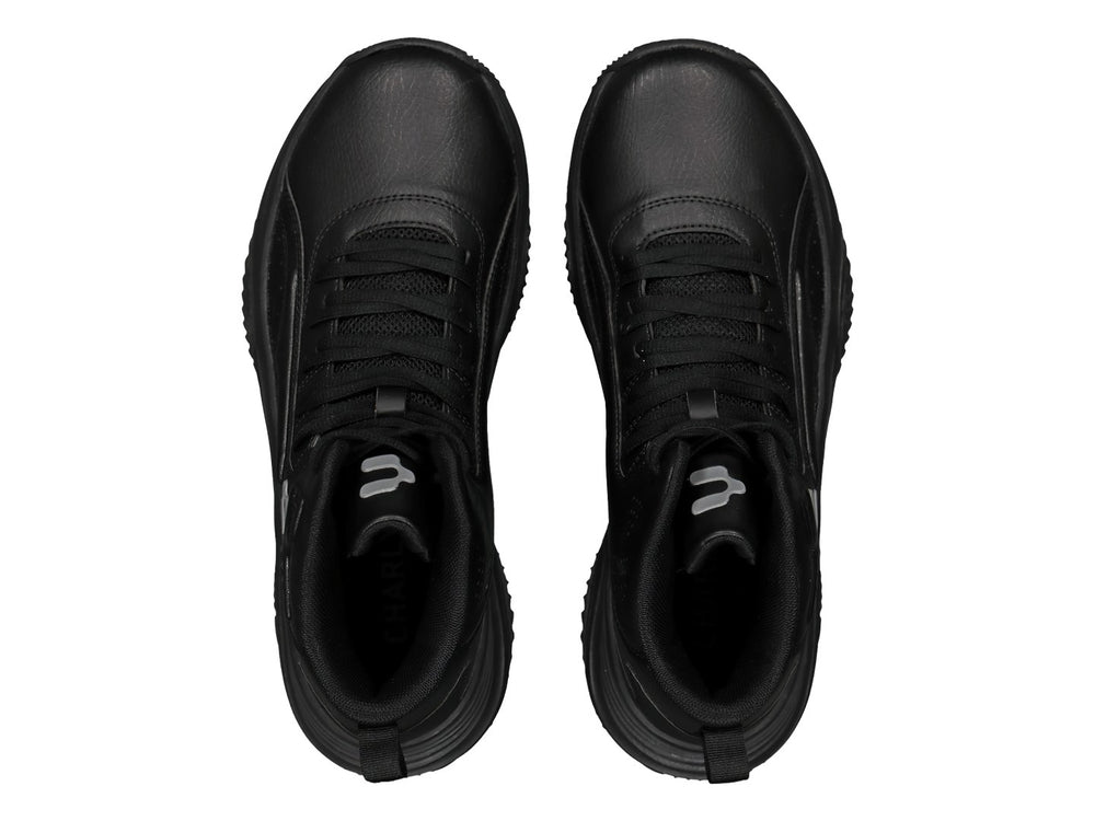 Tenis de baloncesto Charly color negro, diseño de corte alto con suela robusta y acabado mate.