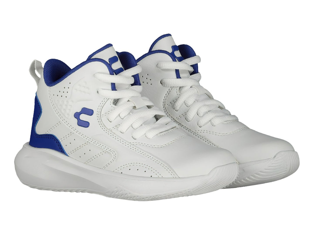 Tenis de baloncesto Charly color blanco con detalles en azul rey y corte alto.