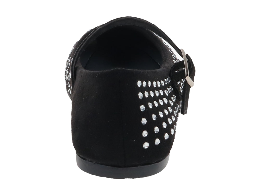 Zapato plano negro de gamuza con detalles de brillantes y correa con hebilla.