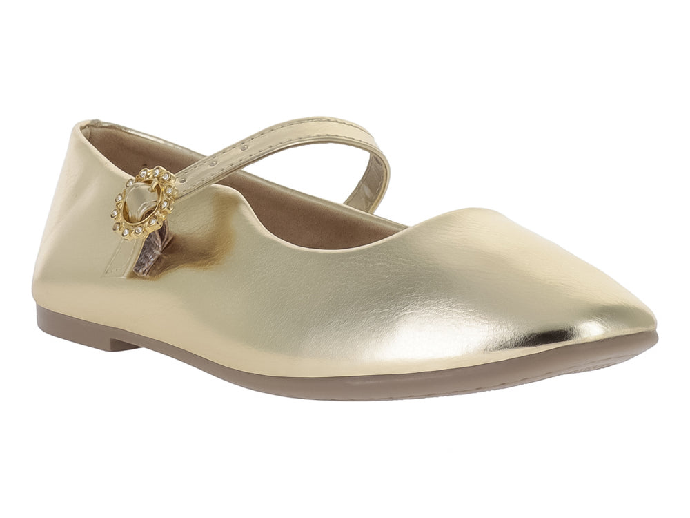 Zapato plano dorado metálico para niña con correa y hebilla decorativa.