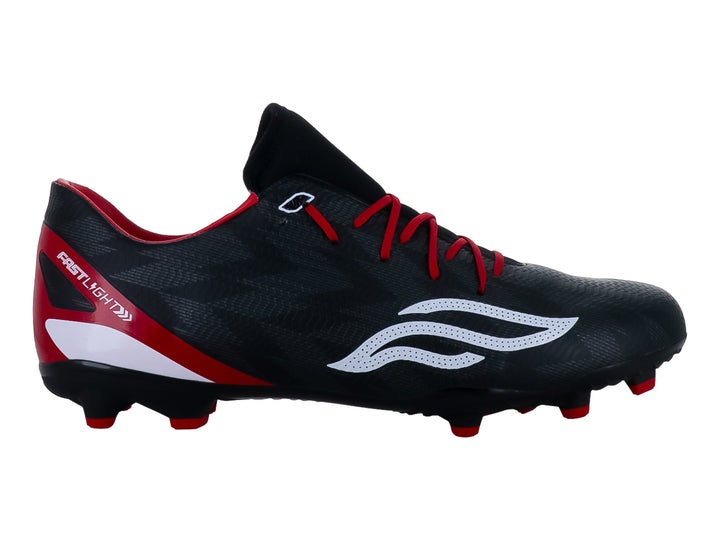 Zapato de fútbol Furia color negro con detalles en rojo y suela de tacos.