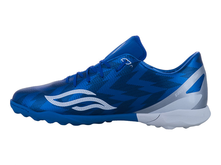 Zapato de fútbol Furia modelo 6066 TF en color azul con detalles blancos y suela para pasto sintético.