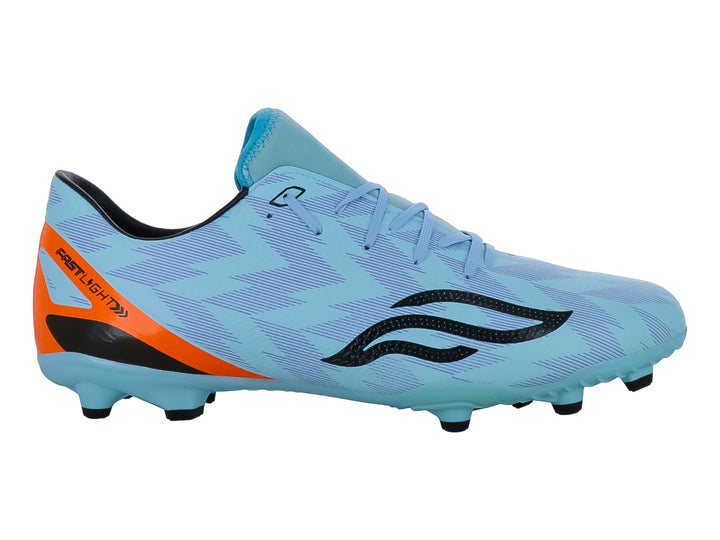 Zapato de fútbol Furia color menta con detalles en naranja y negro, diseñado para pasto natural.