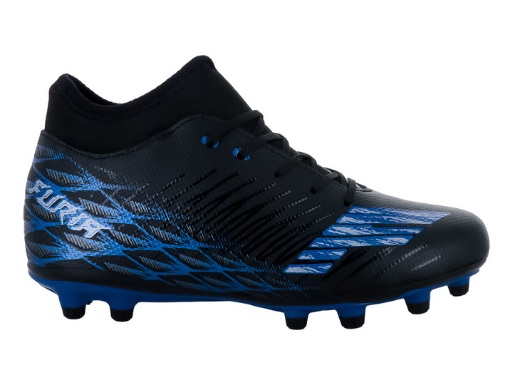 Zapato de fútbol para niño marca Furia, color negro con detalles azules y suela de tacos