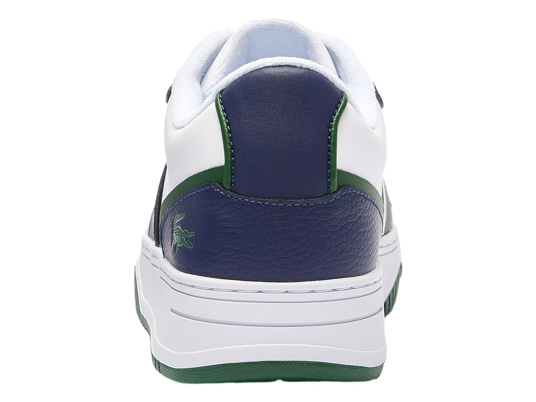 Tenis Lacoste blancos con detalles en azul marino y verde, diseño deportivo de corte bajo.