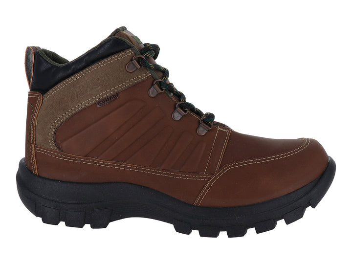 Bota casual color camel con suela negra y detalles en cuero sintético para hombre.