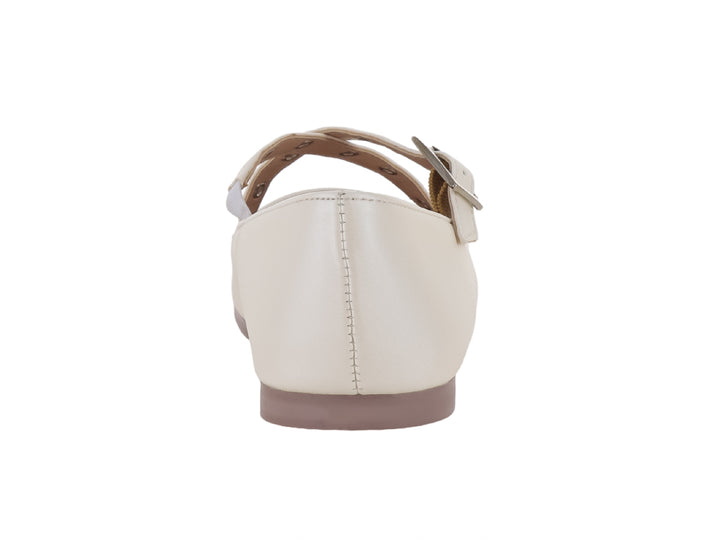 Zapato plano color marfil estilo Mary Jane con correa y hebilla metálica para Niña.