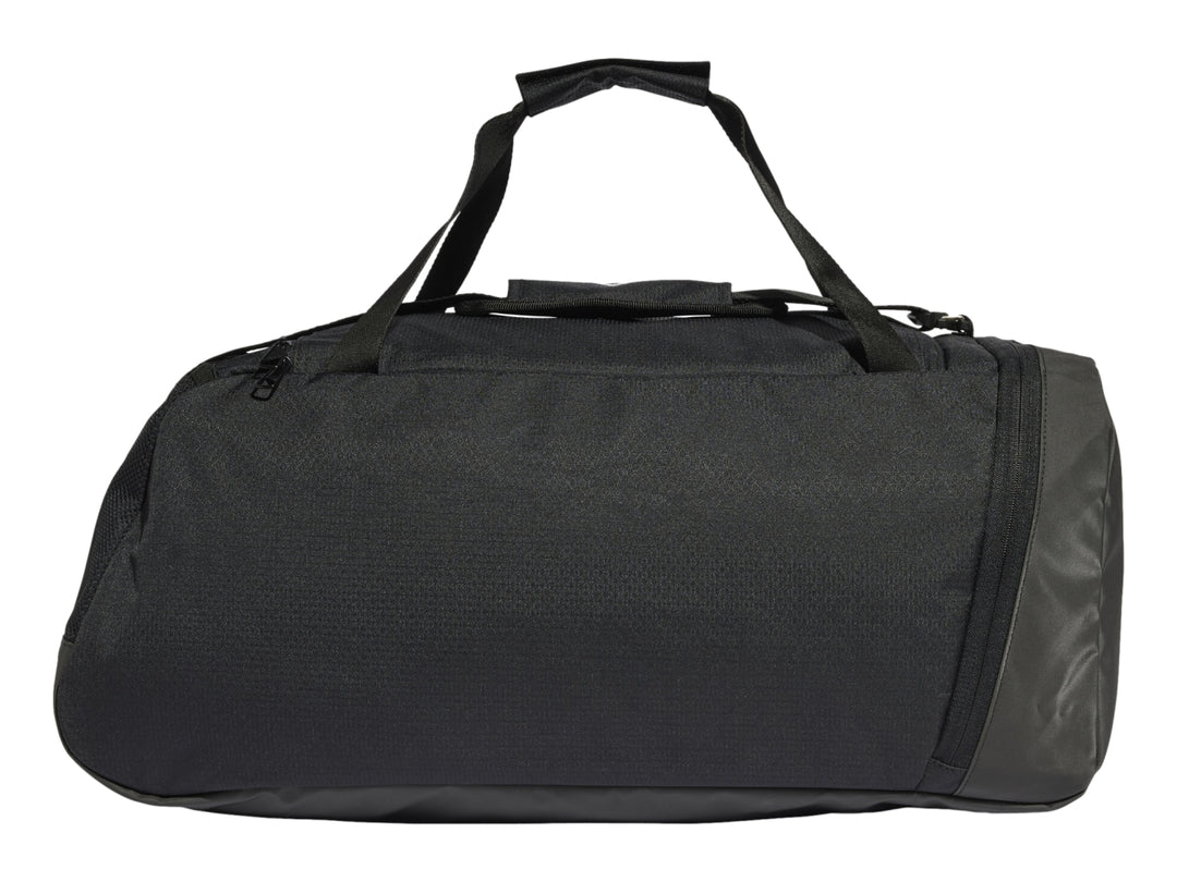 Maleta deportiva Adidas color negro con detalles y logotipo en blanco, incluye asas superiores.