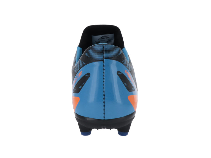 Zapato de fútbol Furia en colores azul, naranja y negro con tacos para pasto natural.
