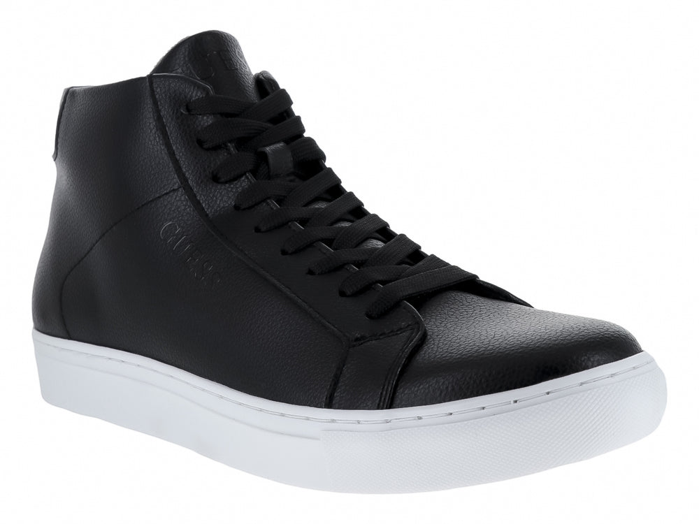 Tenis botín Guess de cuero negro con suela blanca y agujetas negras.