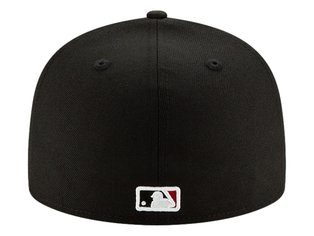 Gorra New Era negra con visera plana y logotipo bordado de Arizona Diamondbacks en el frente.