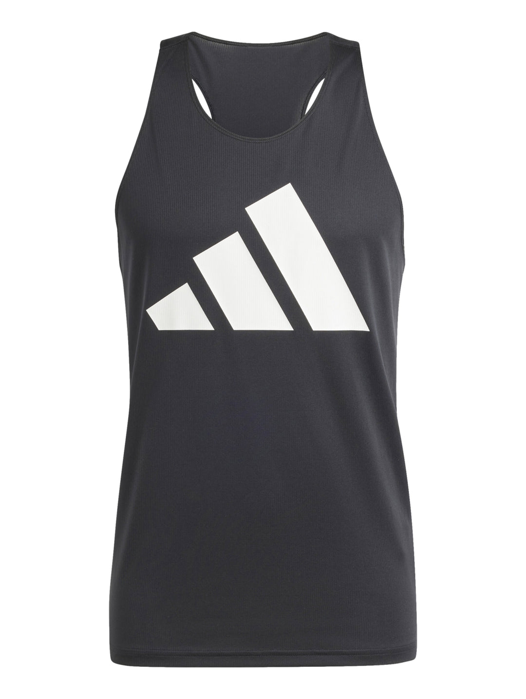Hombre usando camiseta sin mangas Adidas negra con logo blanco y shorts deportivos verde claro.