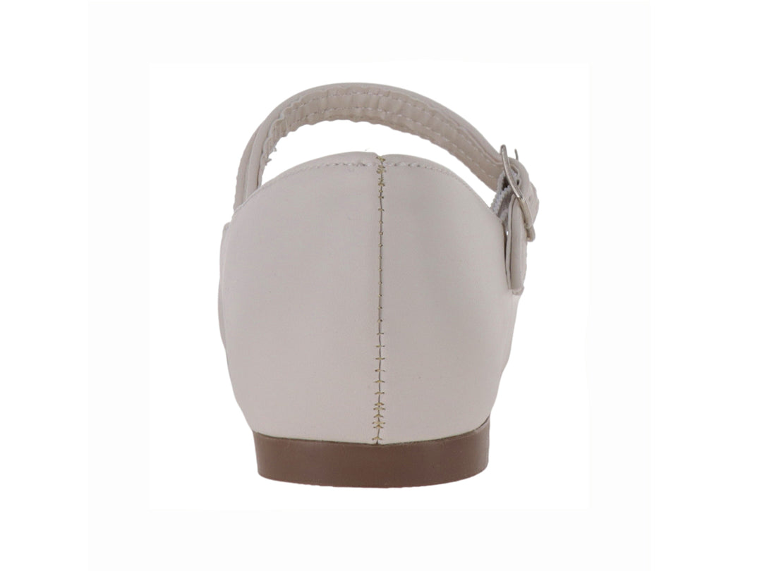 Zapato plano color latte para niña con doble correa y hebillas metálicas sobre fondo blanco.