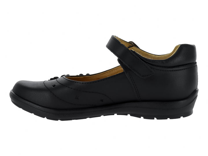Zapato infantil negro de piel estilo Mary Jane con correa, hebilla plateada y adornos de flores en la punta.