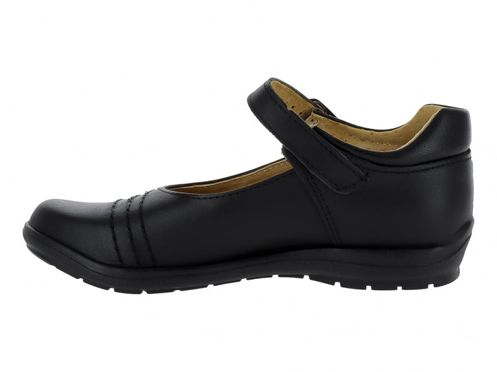 Zapato escolar negro de piel para niña con correa y hebilla plateada.