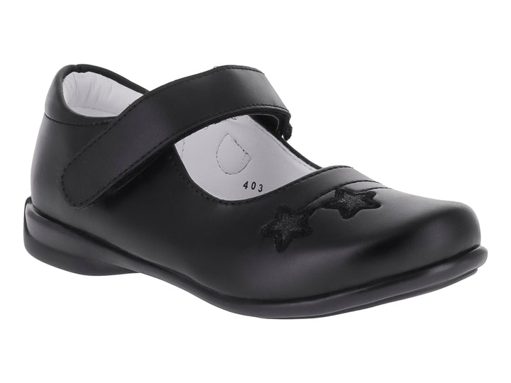 Zapato negro para niña con correa y detalles de estrellas en la parte frontal.