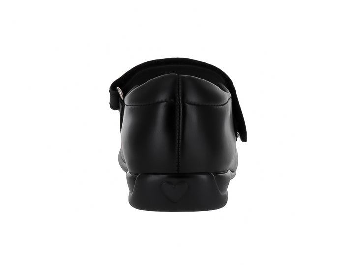 Zapato escolar negro para niña estilo Mary Jane con correa y punta redondeada.