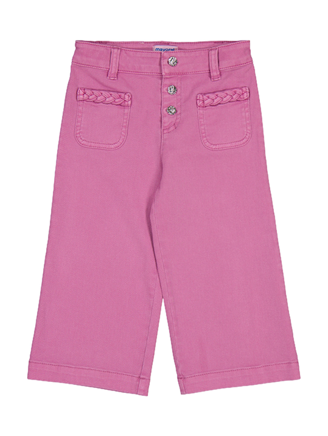 Pantalón corto de sarga color orquídea para niña con botones frontales y detalles trenzados en los bolsillos.