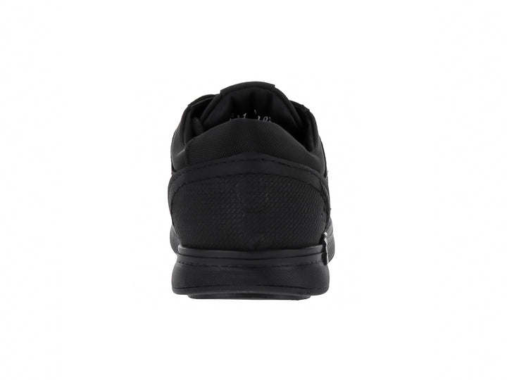 Zapato casual para niño en color negro con agujetas y acabado mate.
