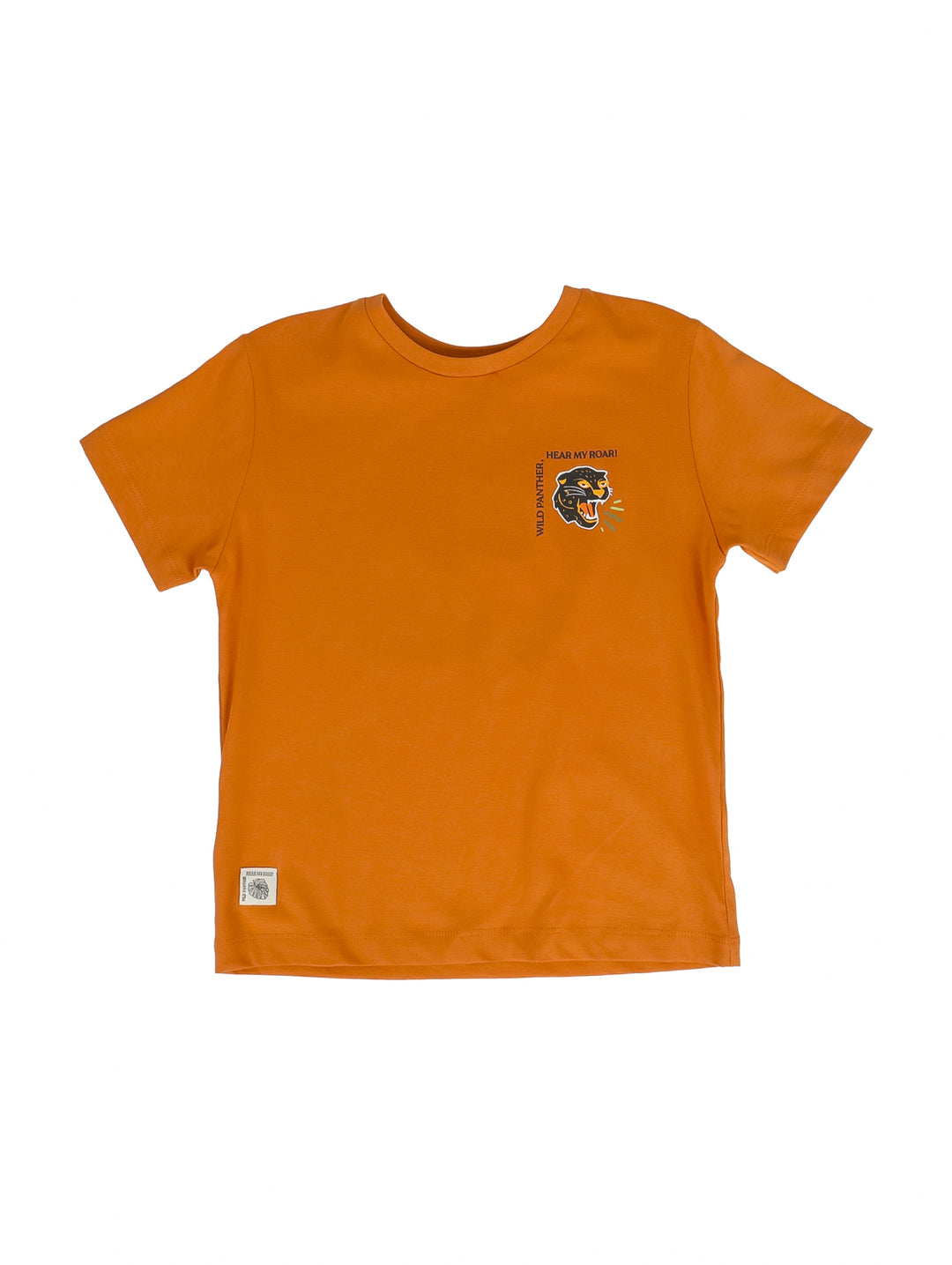 Playera color pimentón para niño con cuello redondo y estampado de pantera en el pecho.