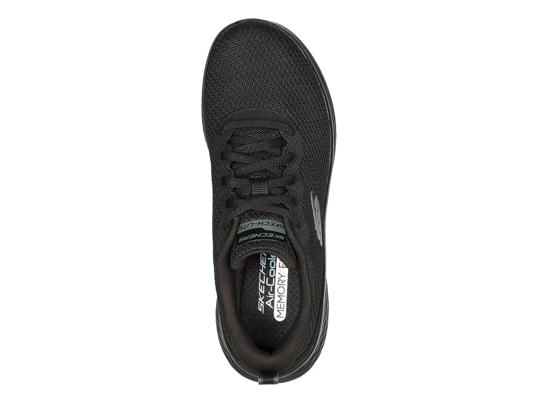 Tenis deportivos Skechers color negro con tejido de malla y suela Skech-Lite.