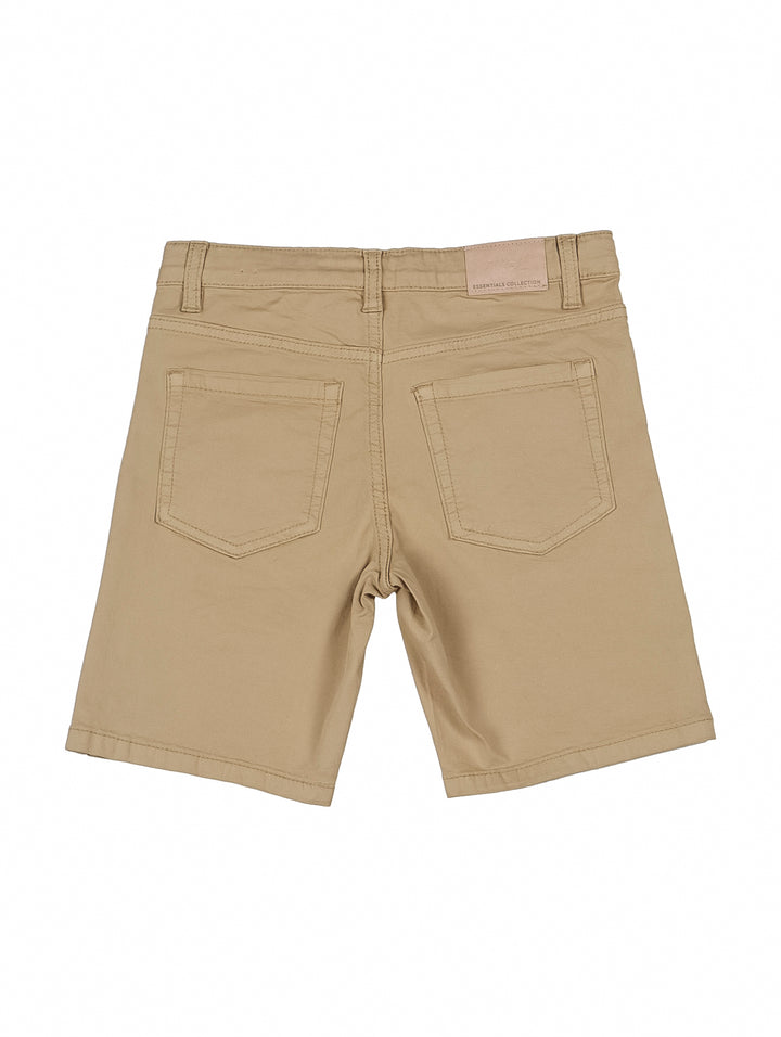 Bermuda de sarga color beige para niño.