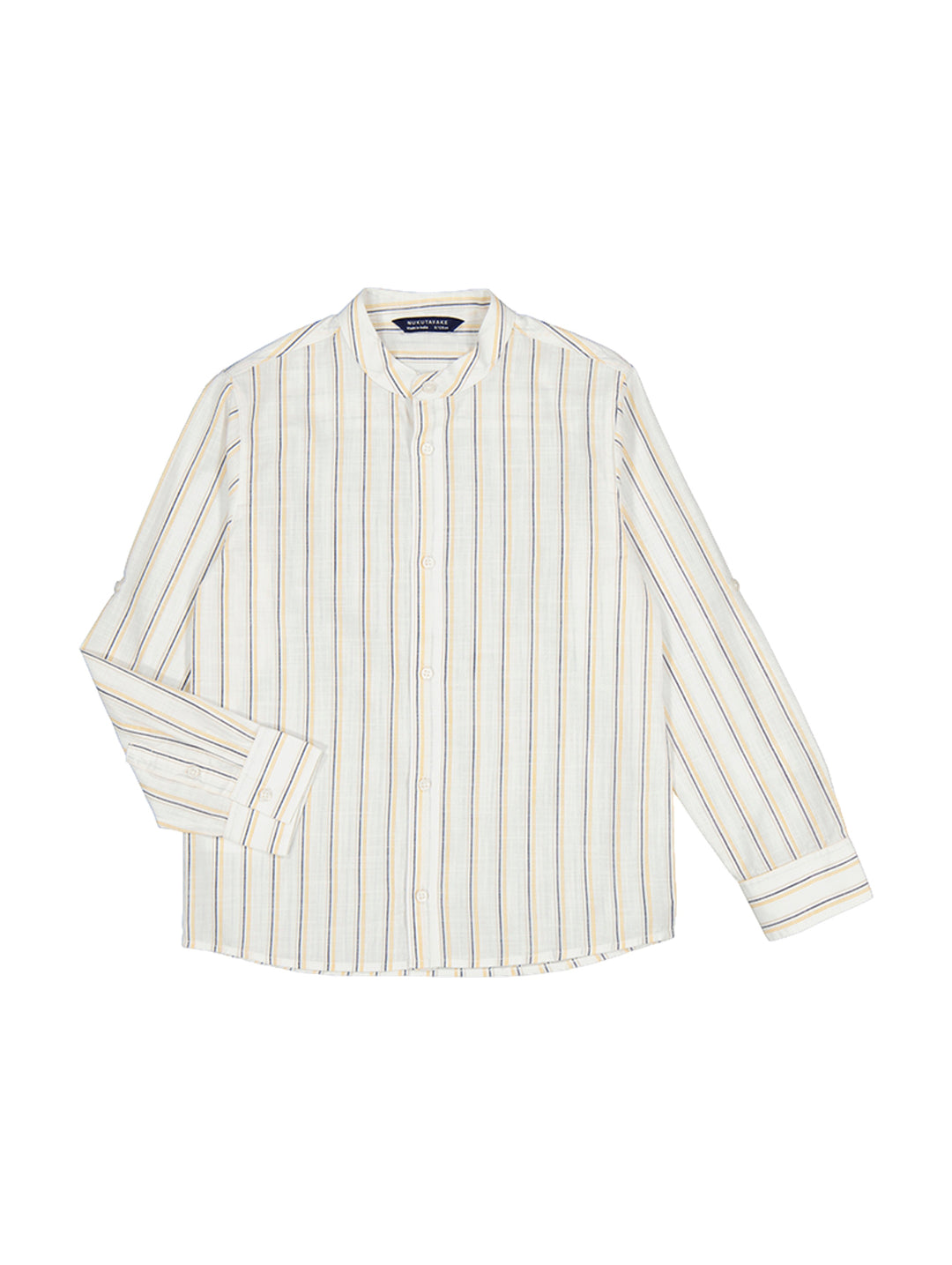 Camisa blanca para niño con rayas verticales delgadas en tonos ocre y azul marino.