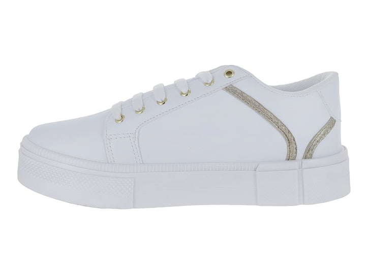 Tenis blancos de plataforma para Mujer con detalles brillantes y estoperoles dorados laterales.