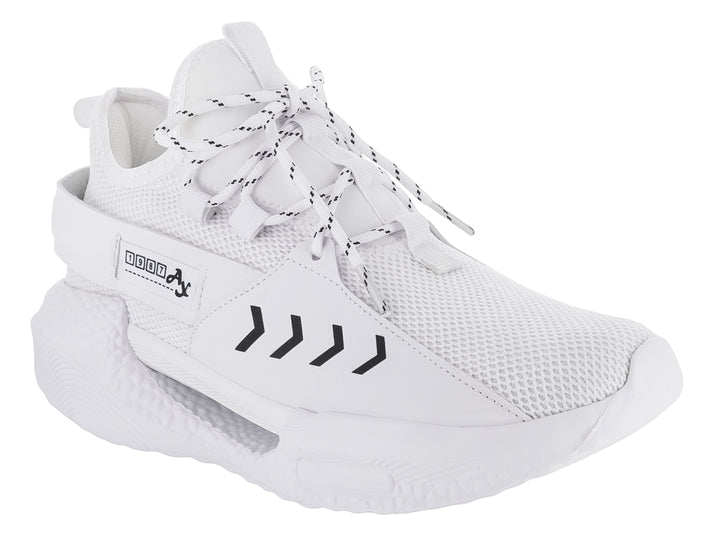 Tenis de baloncesto Andrax color blanco con detalles en negro y suela gruesa.