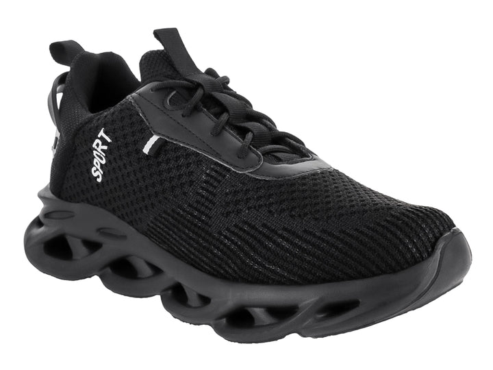 Tenis deportivos color negro con suela gruesa esculpida y tejido de malla.
