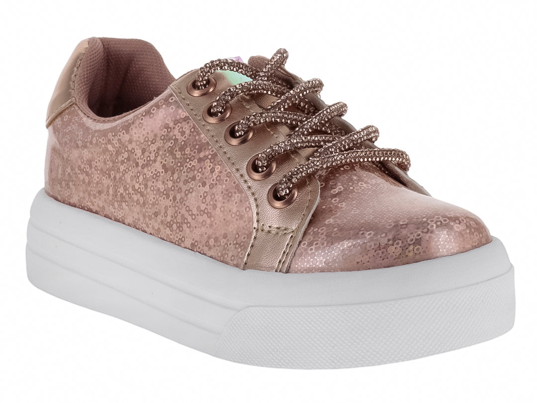 Tenis para niña color oro rosado metálico con suela blanca de plataforma.