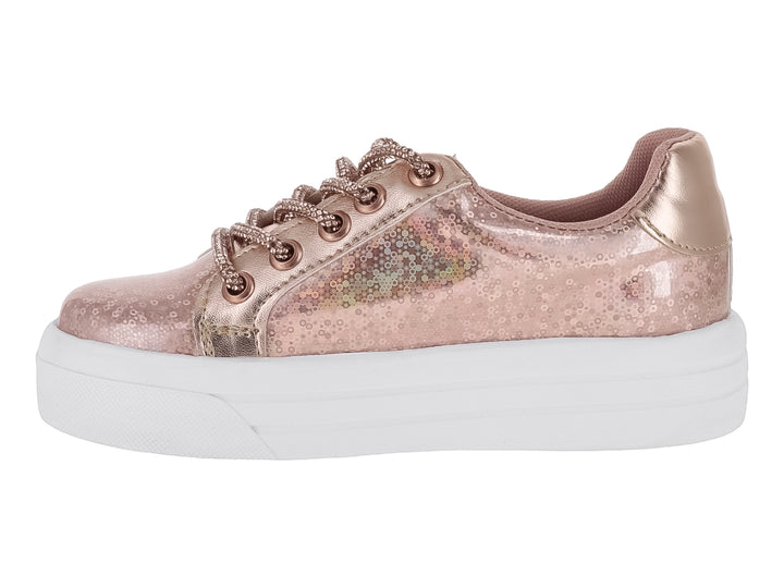 Tenis para niña en color oro rosado con acabado brillante y suela de plataforma blanca.