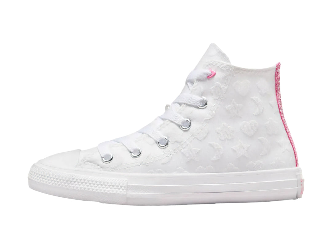 Tenis Converse blancos de bota con una estrella rosa brillante en el lateral.