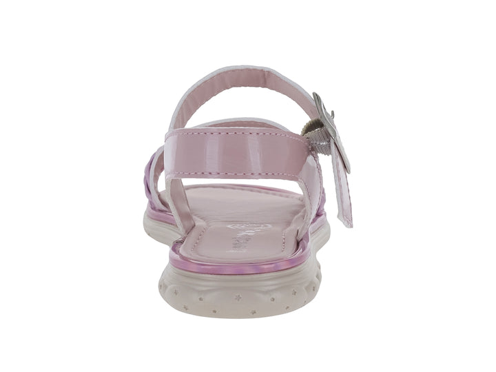 Sandalia para Niña de color lila en acabado charol con tiras trenzadas y detalles brillantes.