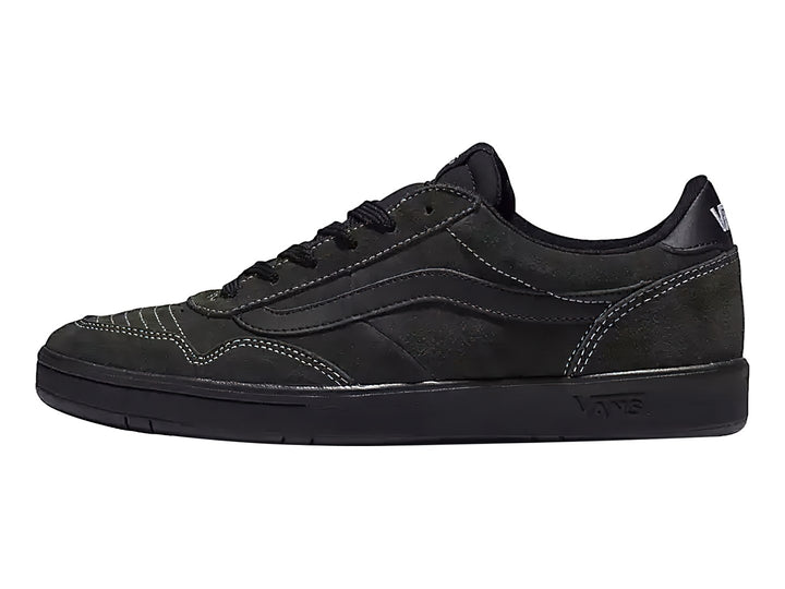 Tenis VANS Cruze Too ComfyCush en color negro, vista lateral sobre fondo blanco.