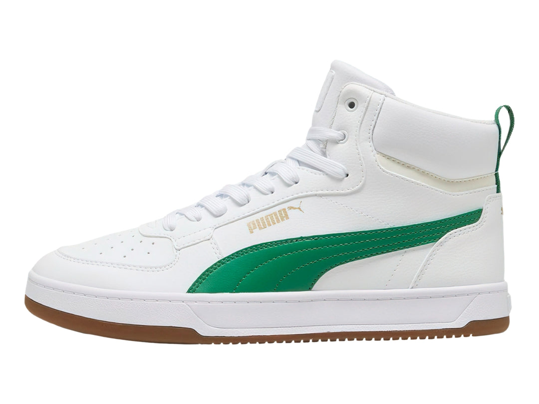 Tenis PUMA Caven 2.0 Mid en color blanco con franja verde y suela color café.