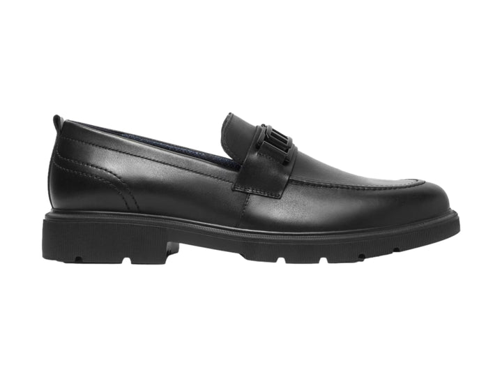 Zapato loafer de cuero negro para Hombre con suela gruesa y detalle de hebilla.