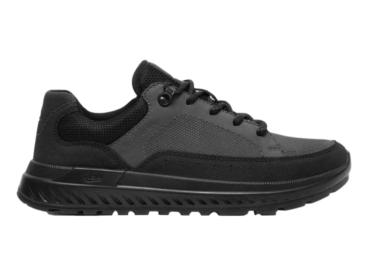 Zapato deportivo Flexi color negro con detalles en malla y cordones.