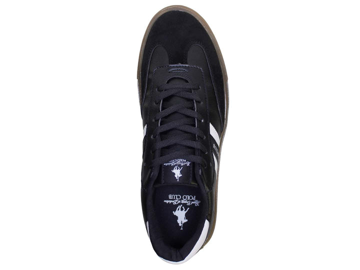 Tenis negros The Polo Club con franjas blancas laterales y suela color miel.