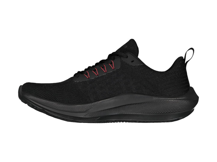 Tenis deportivos Charly color negro con detalles en rojo y suela negra.